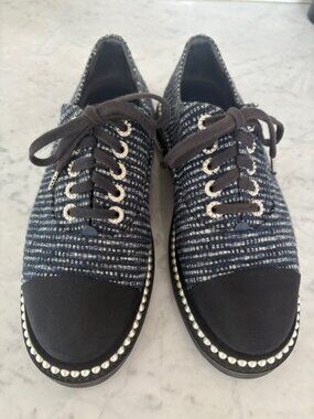 AUTHENTIC CHANEL Blue Tweed Sneakers with Faux Pearl Accents Size 39.5